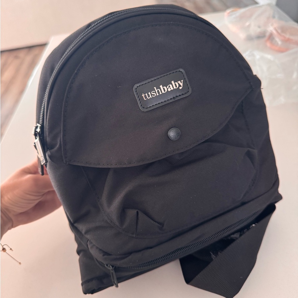 Tush Baby NWT